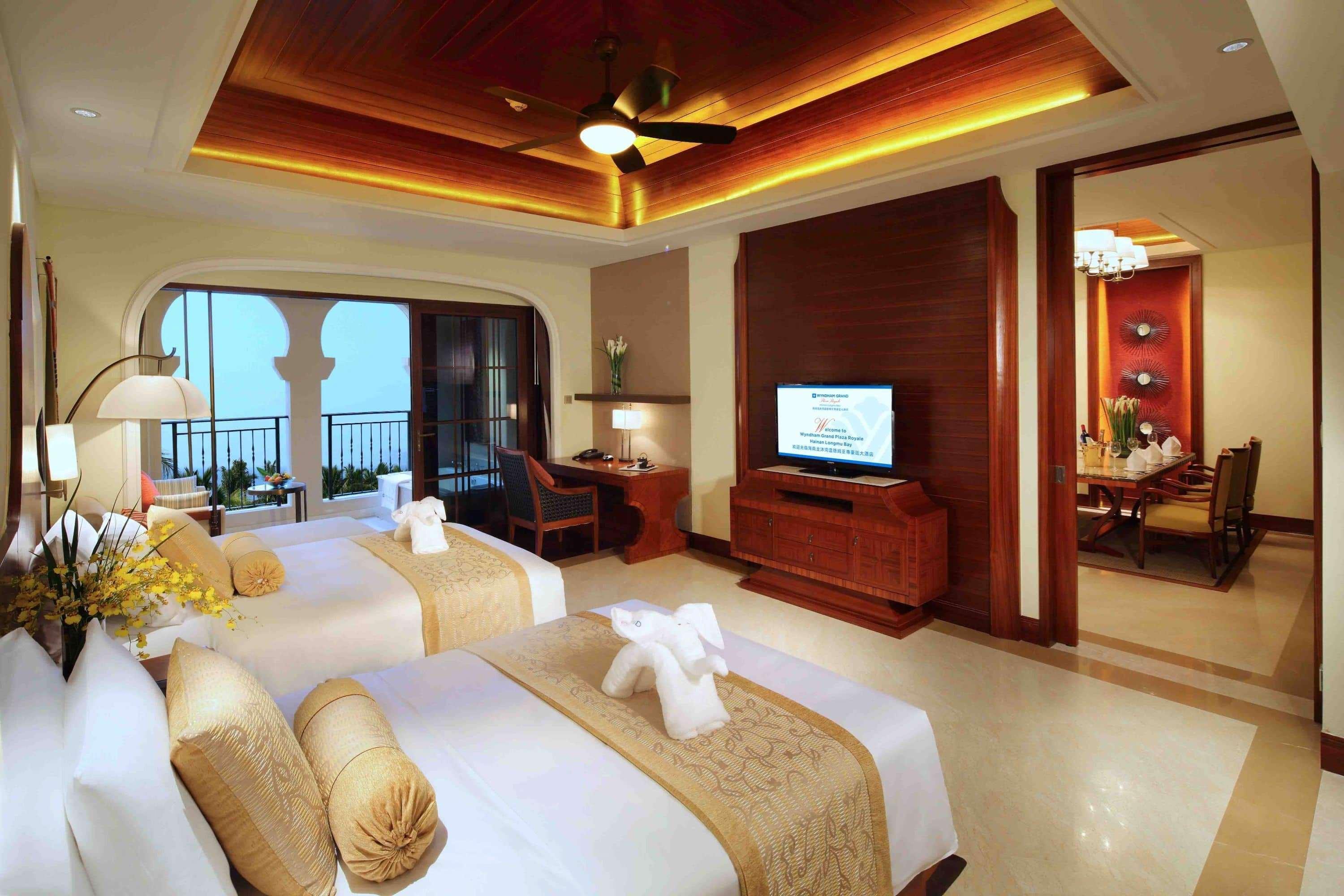 Ledong Wyndham Grand Plaza Royale Hainan Longmu Bay מראה חיצוני תמונה
