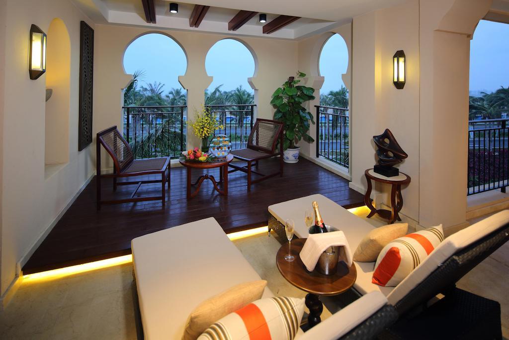 Ledong Wyndham Grand Plaza Royale Hainan Longmu Bay חדר תמונה