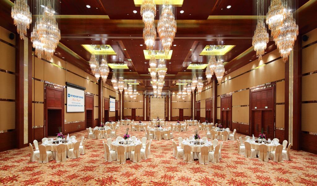 Ledong Wyndham Grand Plaza Royale Hainan Longmu Bay מראה חיצוני תמונה